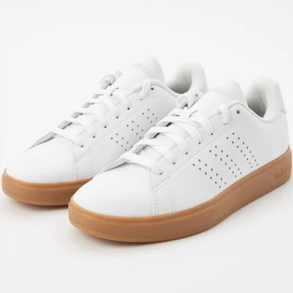 Women’s adidas Advantage